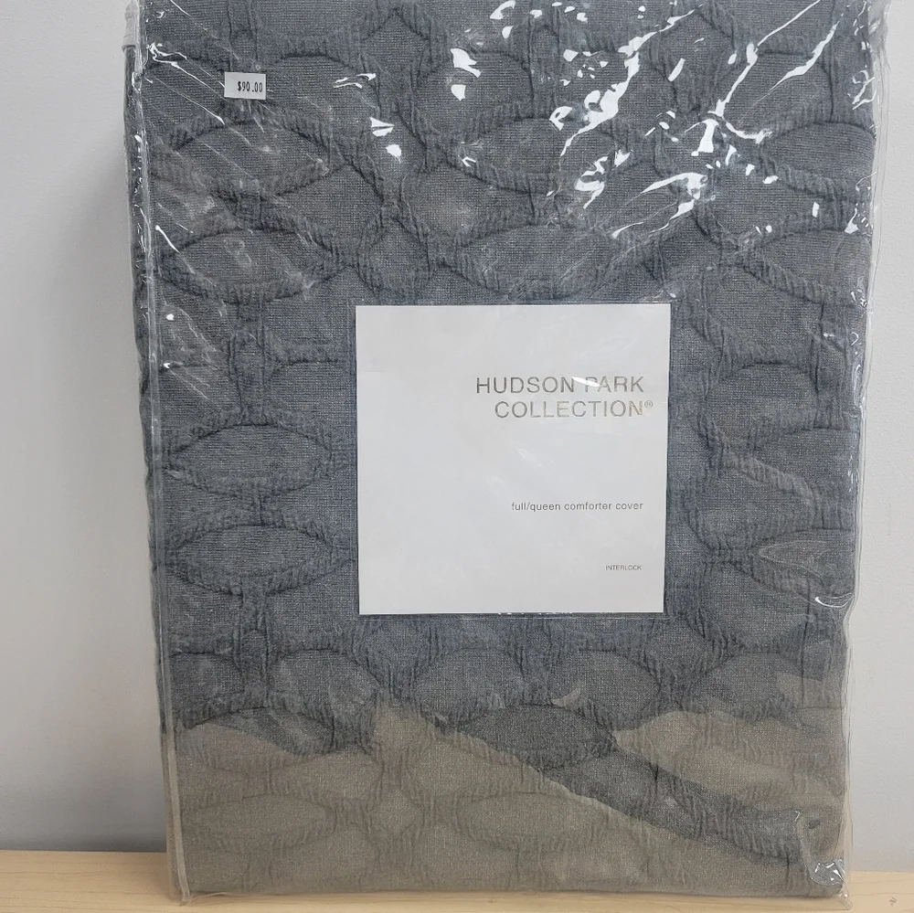 Hudson Park Collection Full/queen Comforter Covee